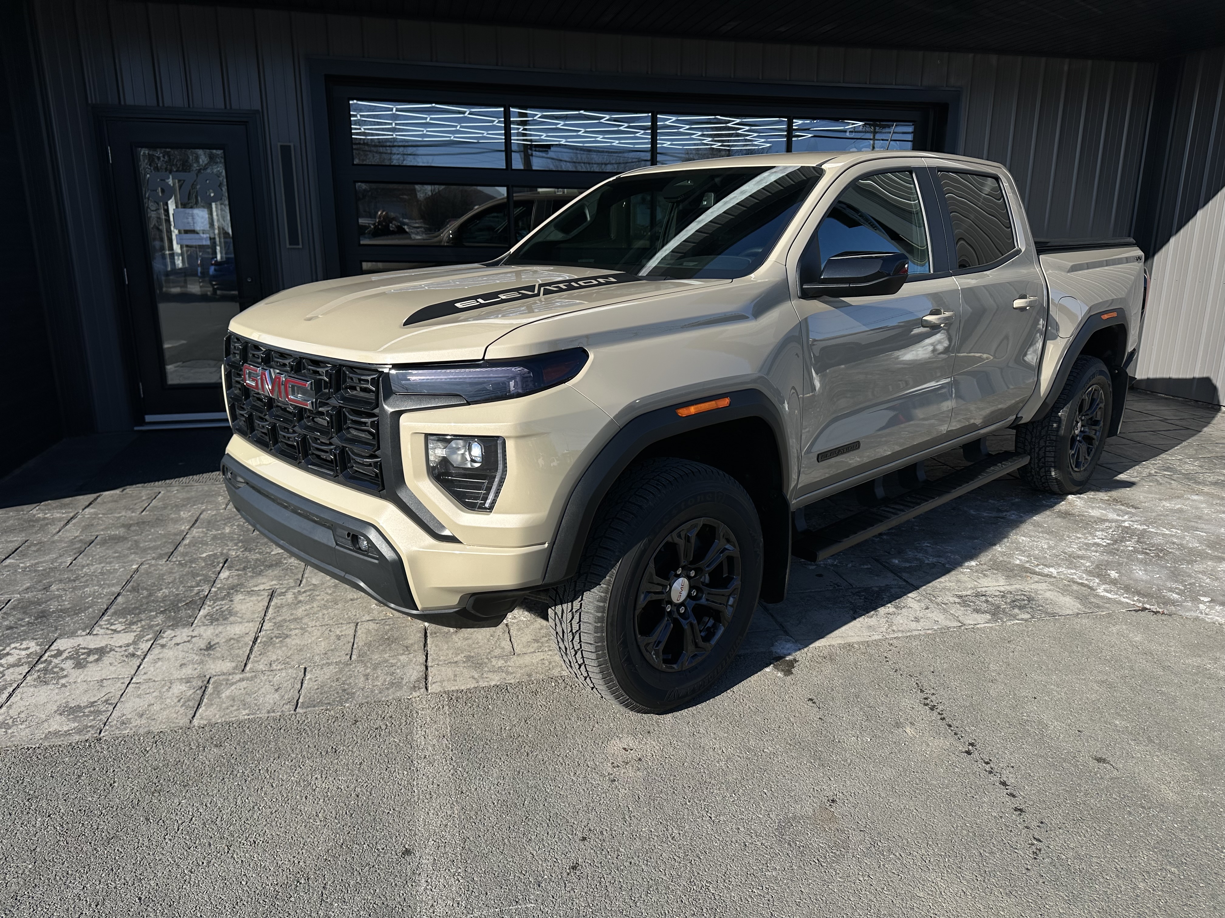 2024 GMC Canyon Elevation