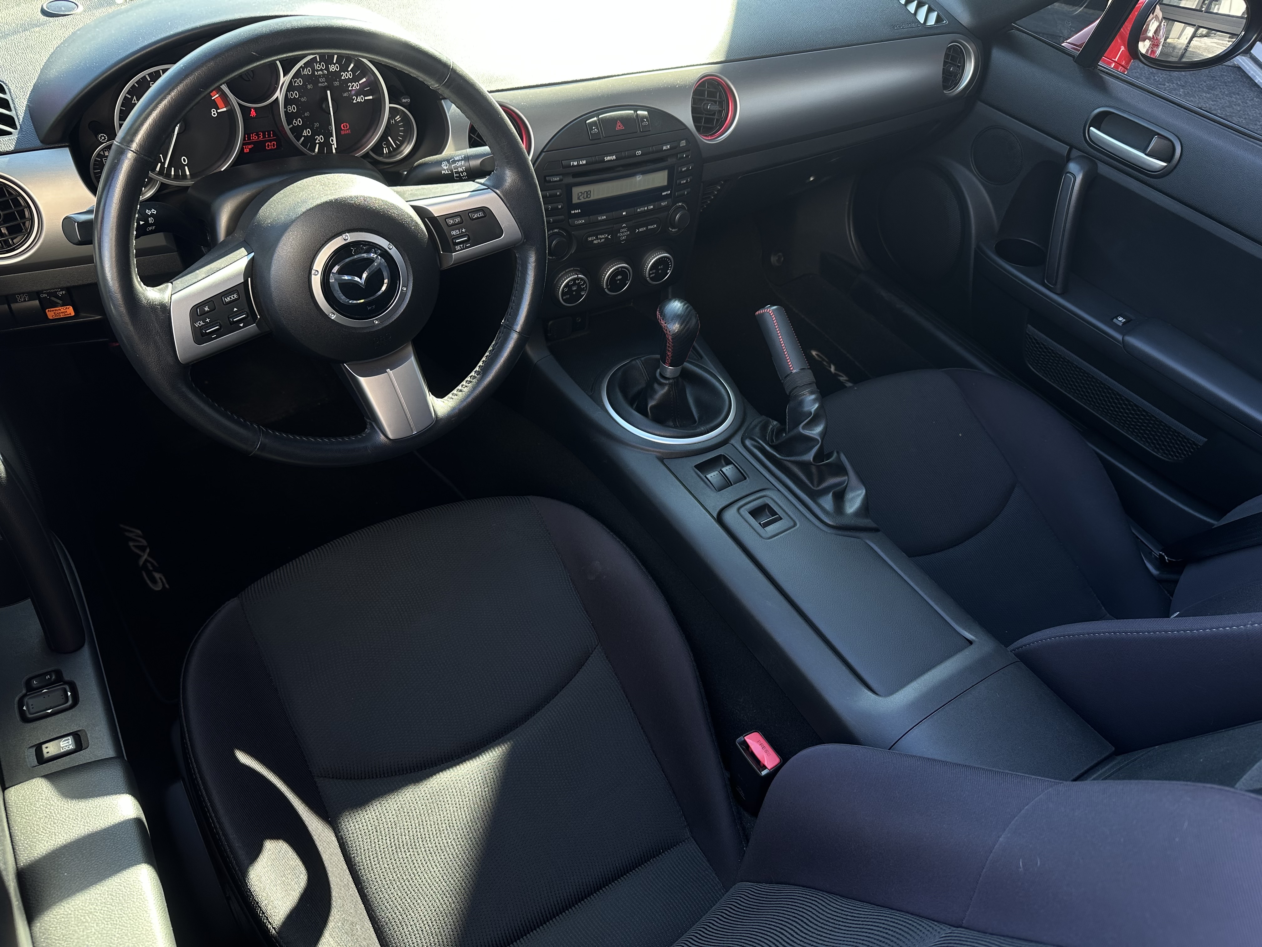 Image 5 - 2009 Mazda MX-5