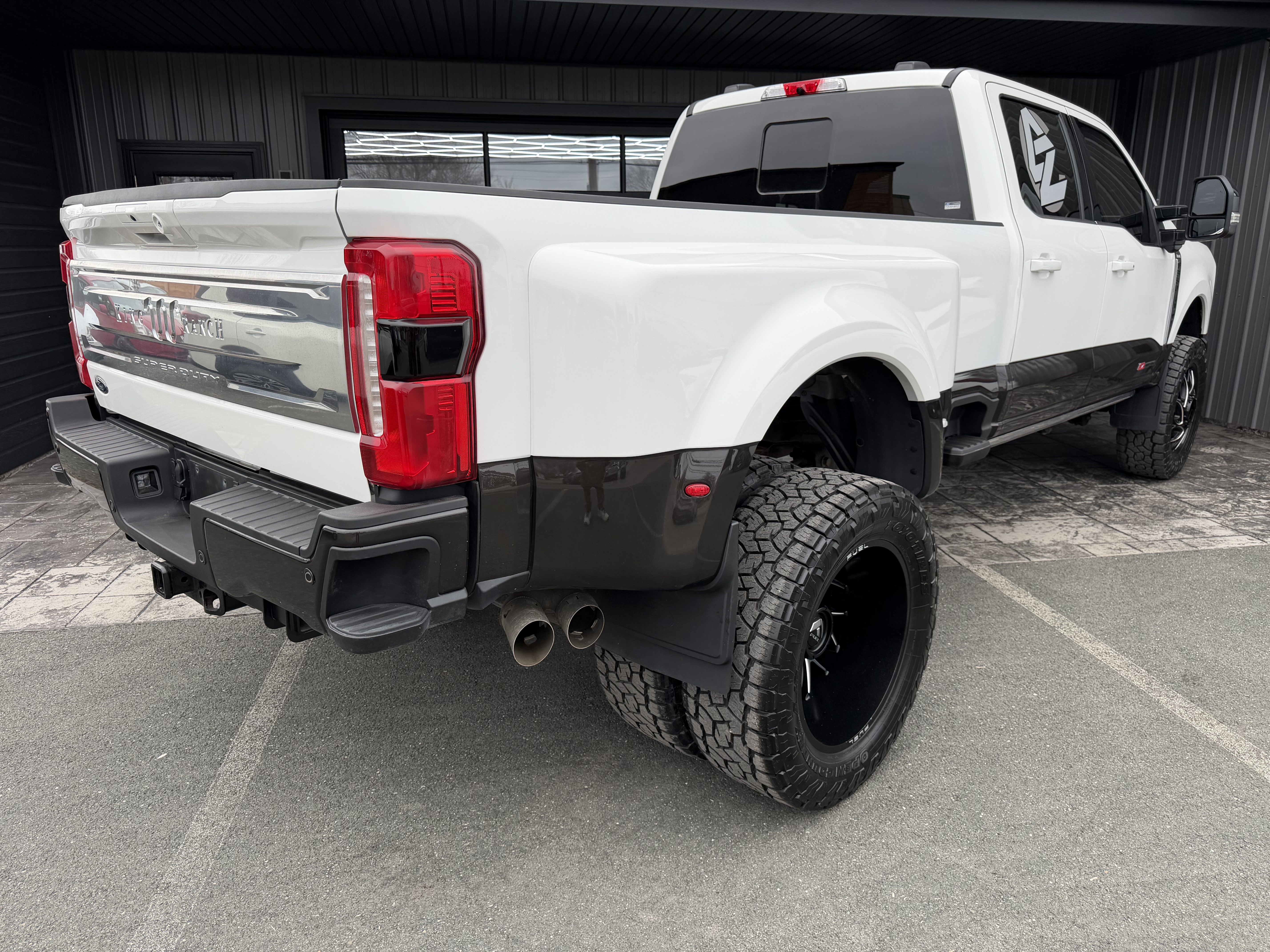 Image 3 - 2025 Ford F-350 King Ranch