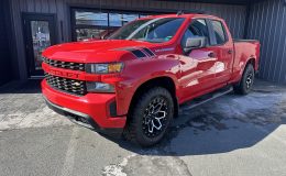 Thumbnail 1 - 2019 Chevrolet Silverado 1500 Custom