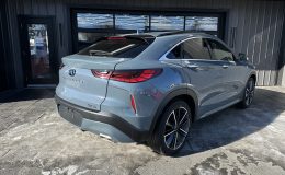Thumbnail 3 - 2023 Infiniti QX55 Luxe