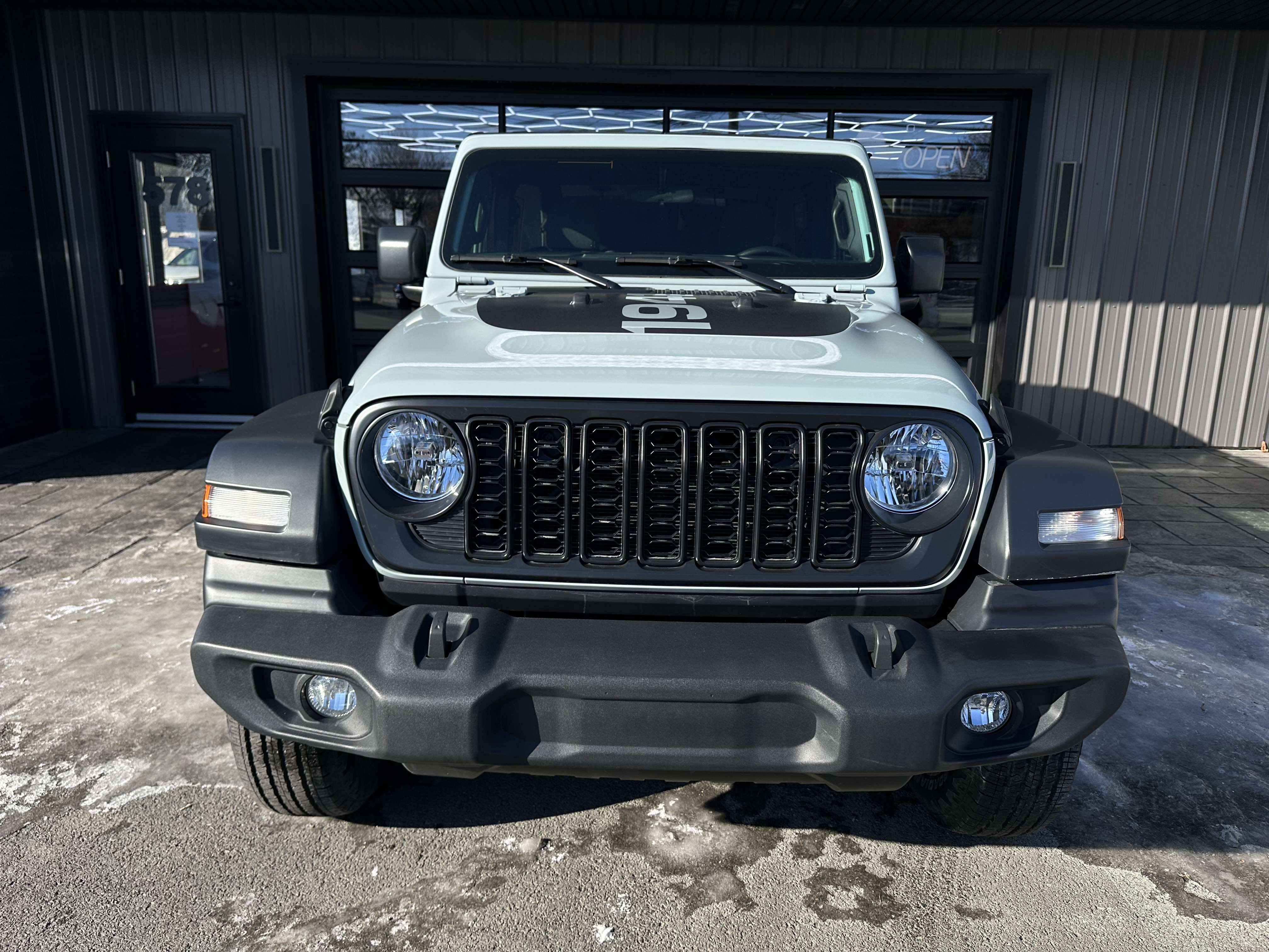 Image 2 - 2024 Jeep Wrangler Sport