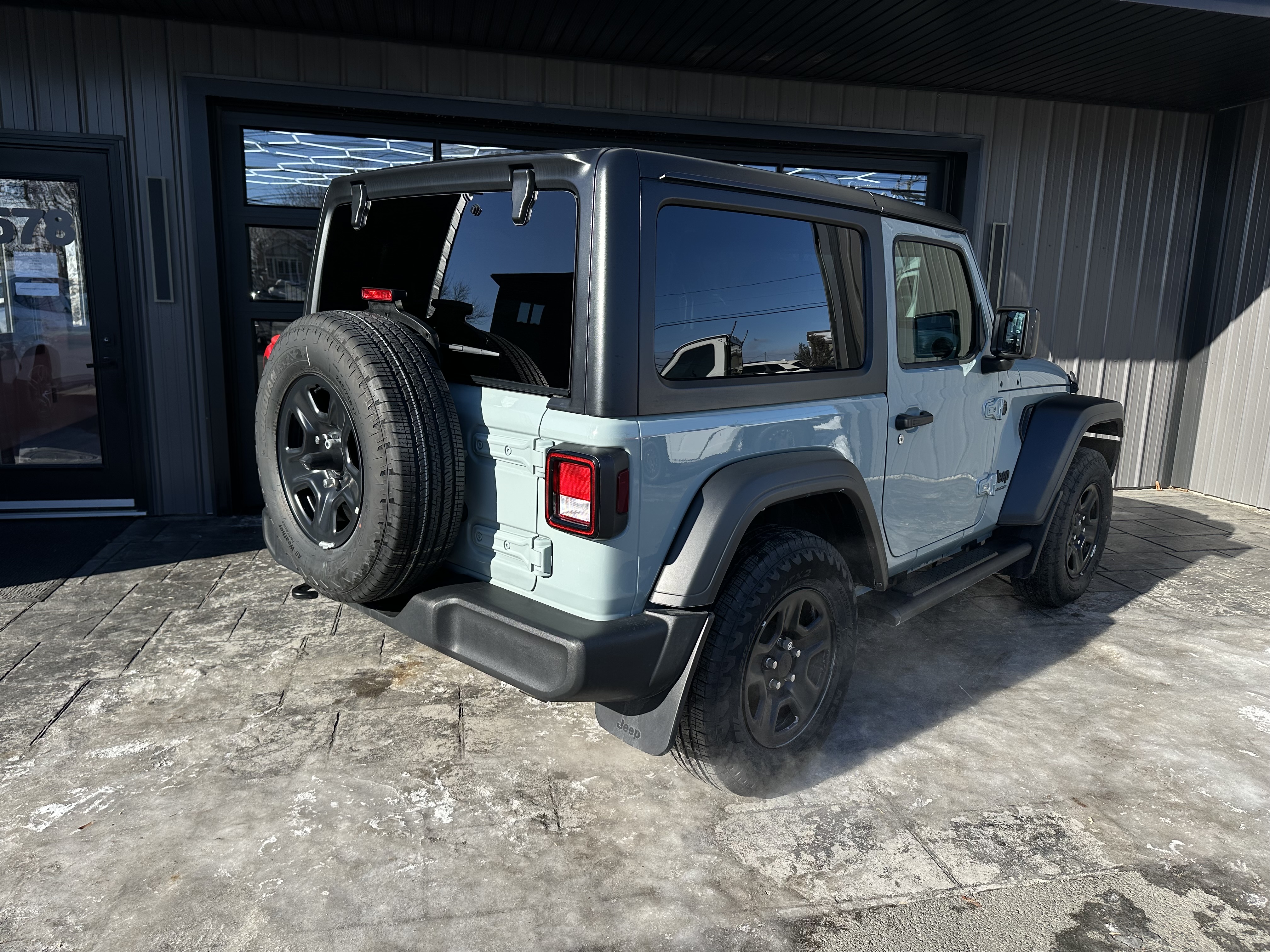 Image 3 - 2024 Jeep Wrangler Sport