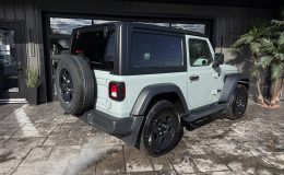 Aperçu 3 - 2024 Jeep Wrangler Sport