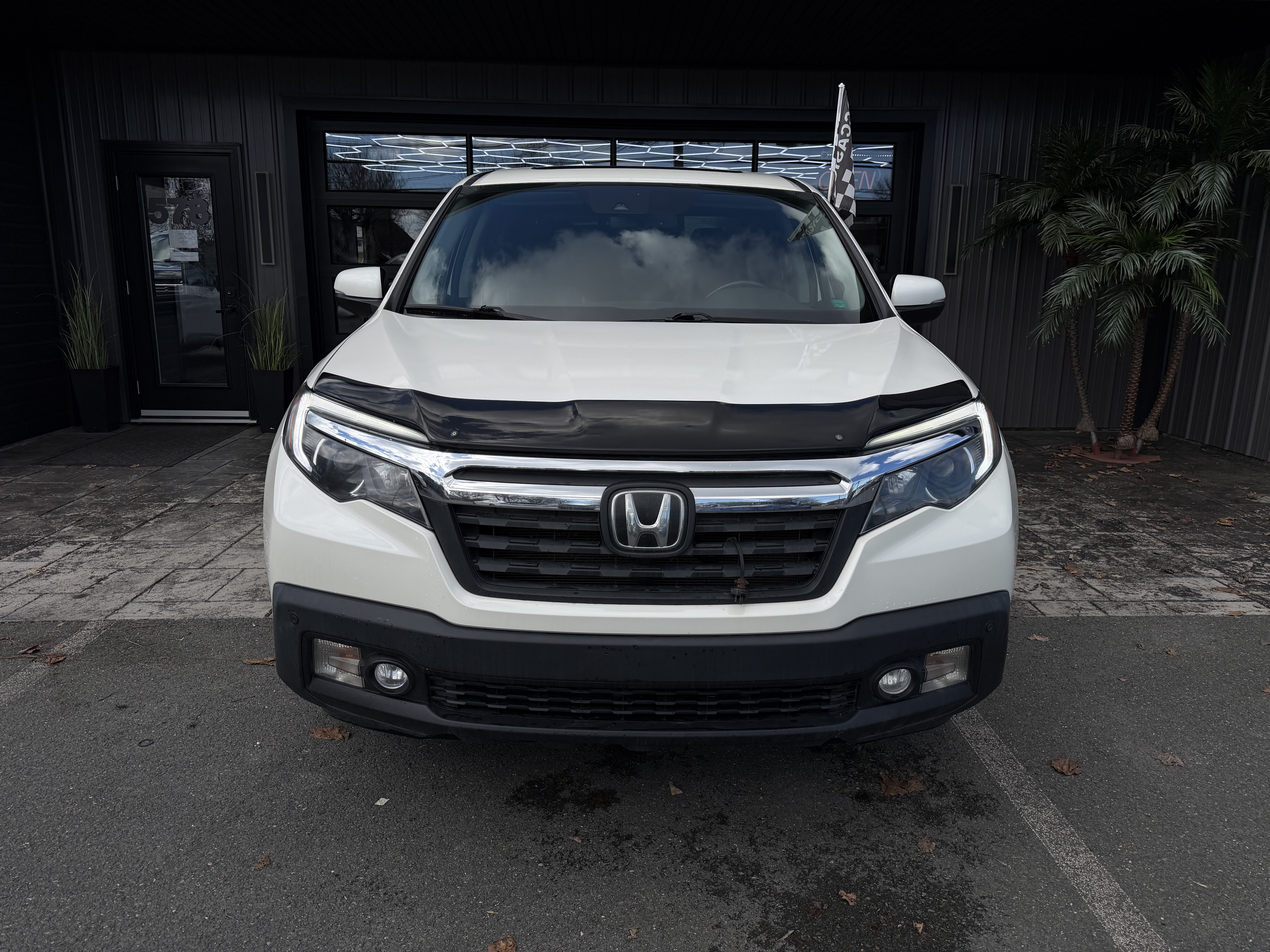 Image 2 - 2017 Honda Ridgeline EX-L
