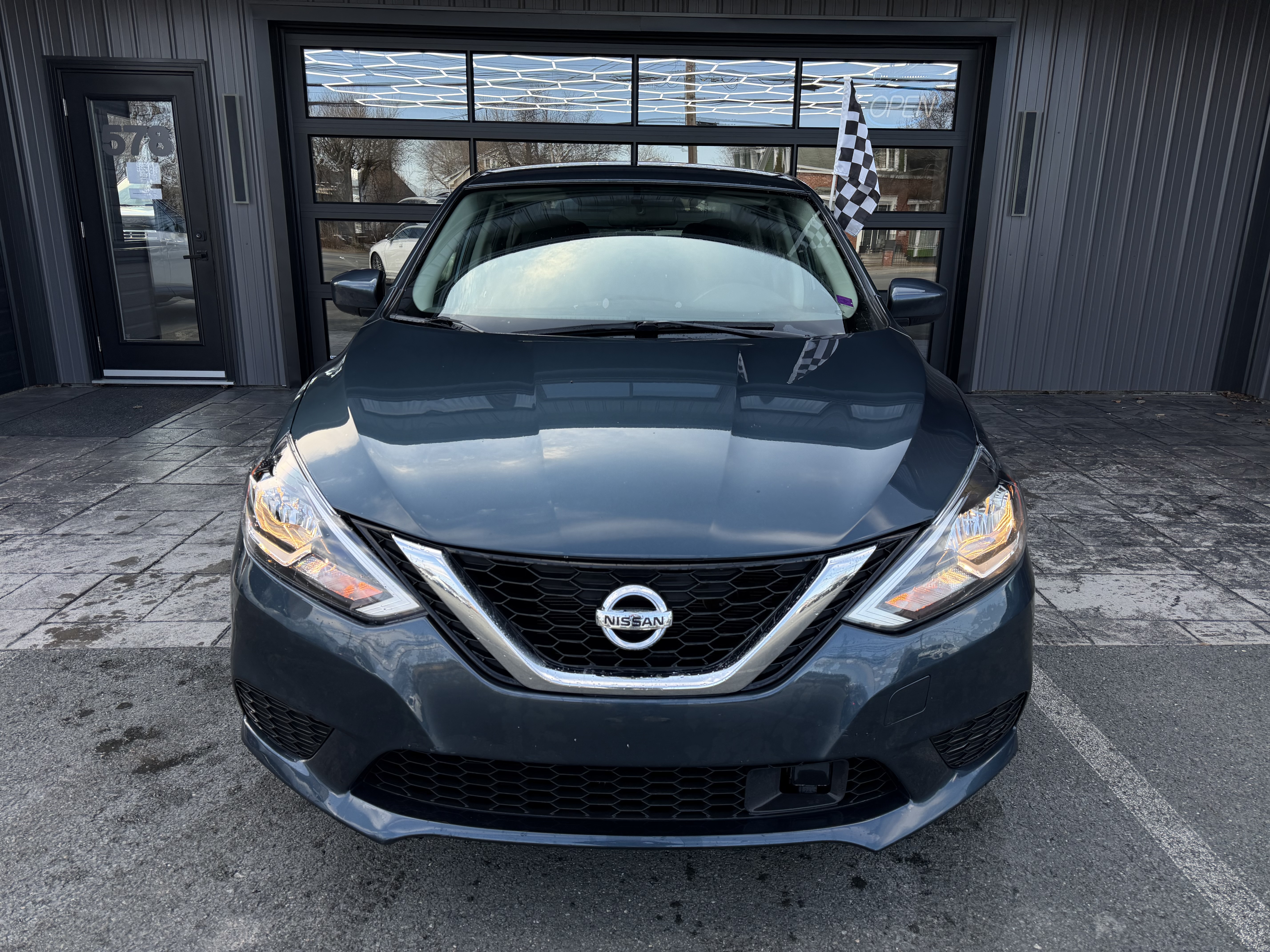 Image 2 - 2018 Nissan Sentra SV