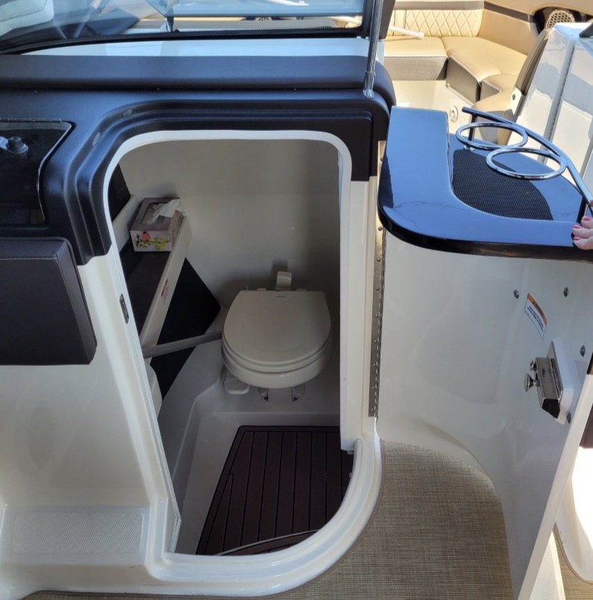 Image 4 - 2017 Sea Ray SLX 280