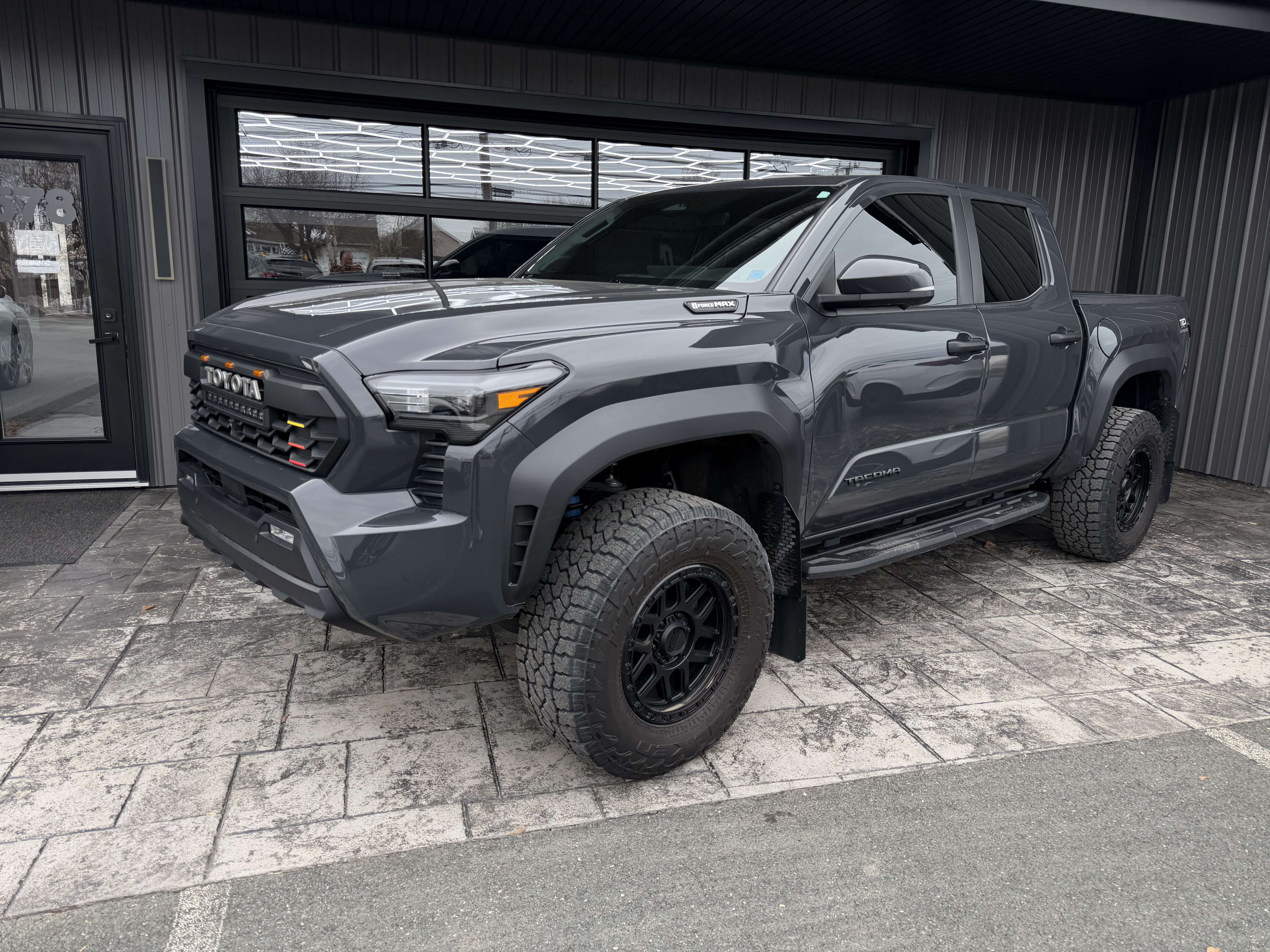 2025 Toyota Tacoma TRD OFF ROAD