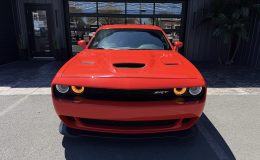 Thumbnail 2 - 2016 Dodge Challenger SRT HELLCAT