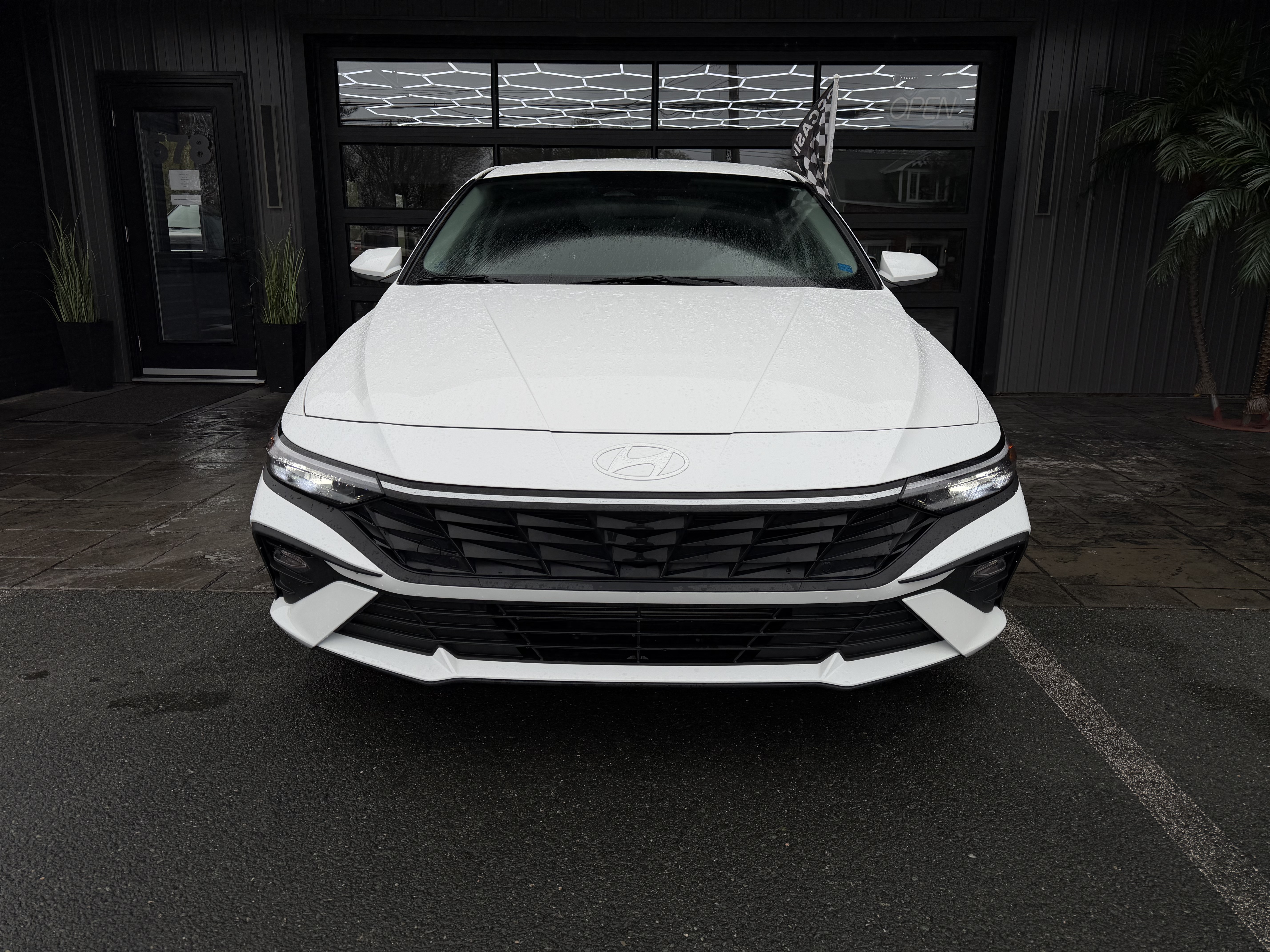 Image 2 - 2025 Hyundai Elantra SEL Sport