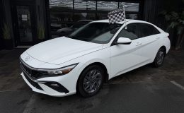 Aperçu 1 - 2025 Hyundai Elantra SEL Sport