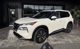Aperçu 1 - 2021 Nissan Rogue PLATINUM
