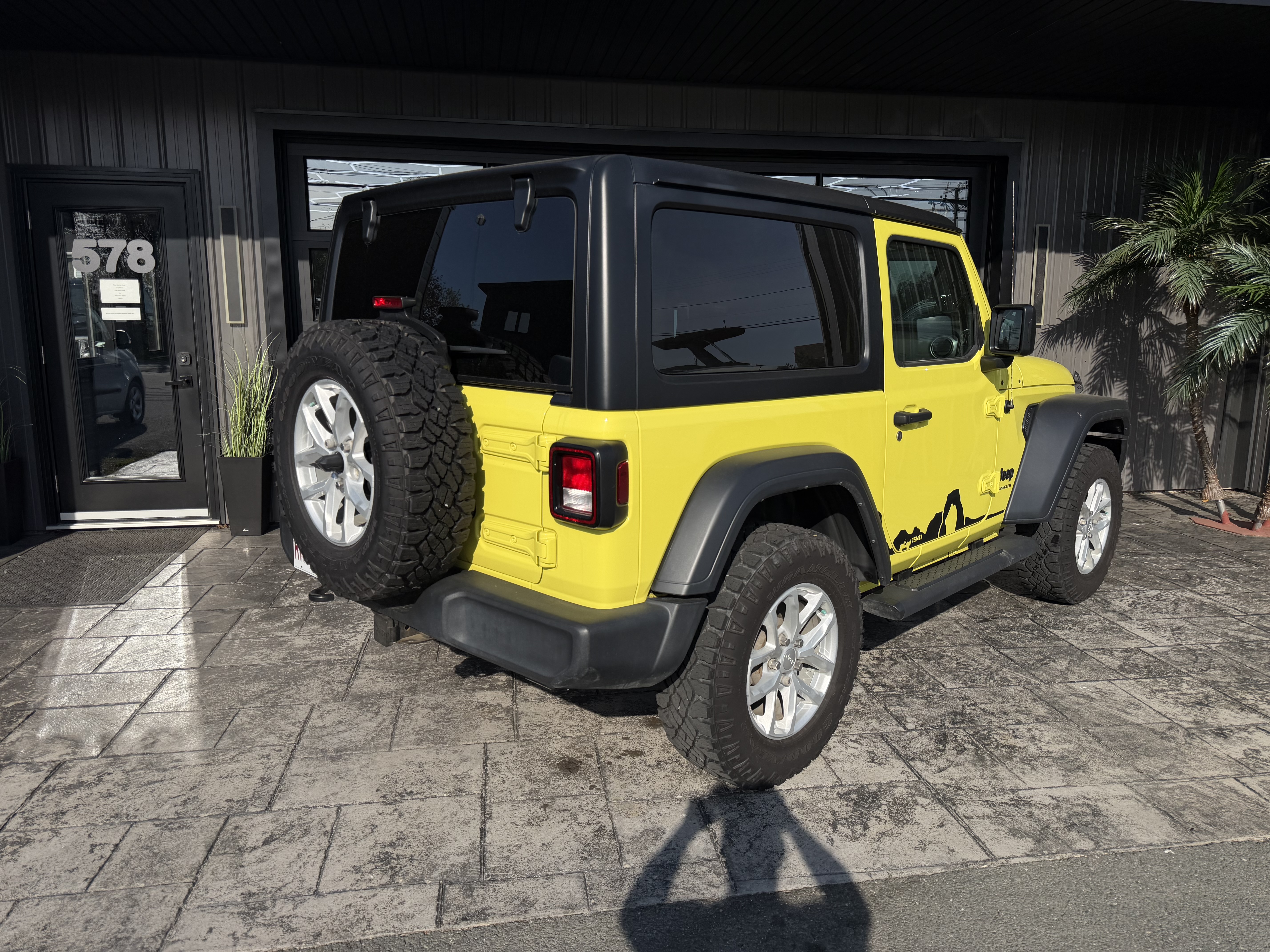 Image 3 - 2023 Jeep Wrangler Sport