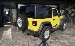 Aperçu 3 - 2023 Jeep Wrangler Sport