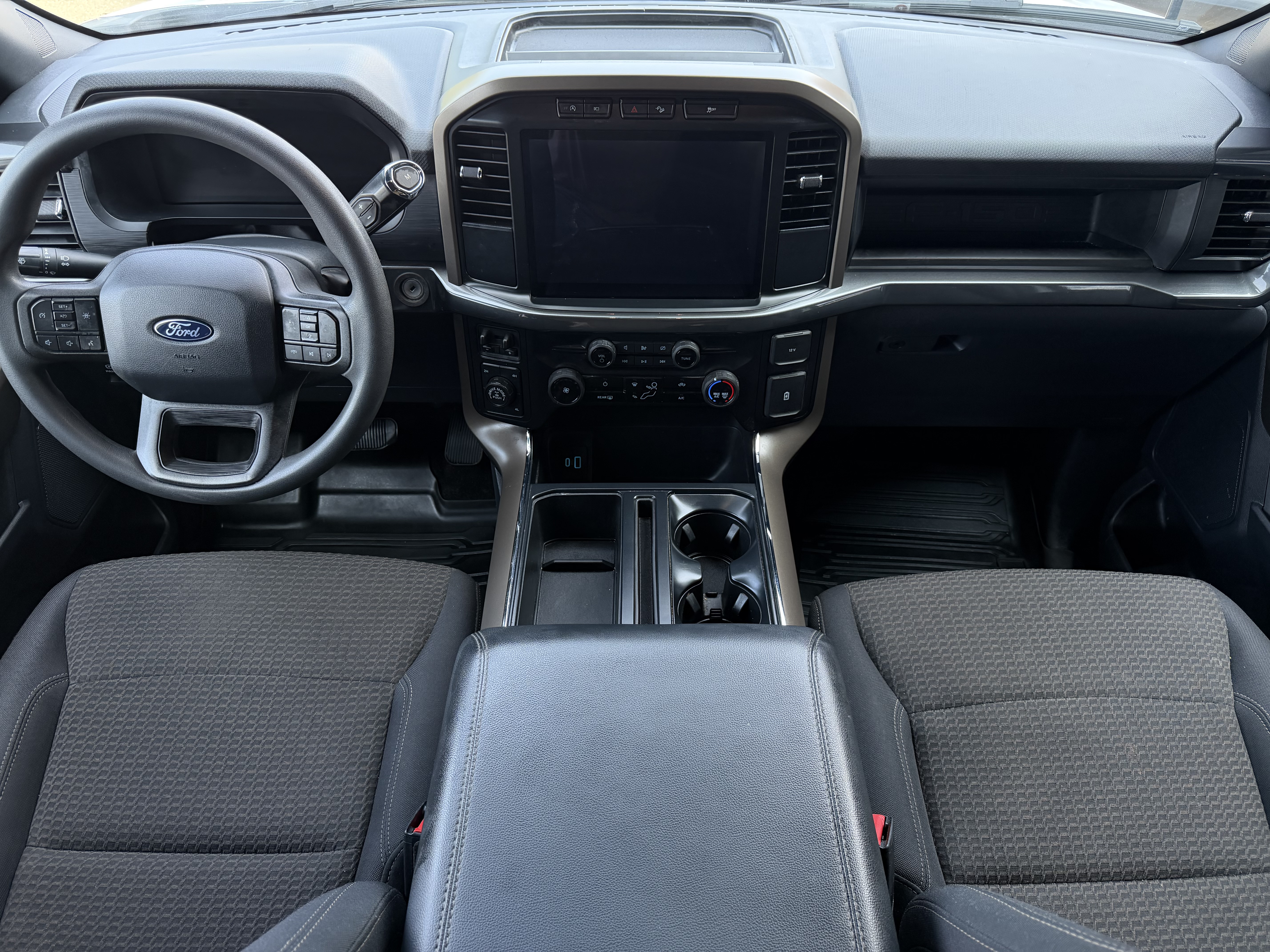 Image 4 - 2024 Ford F-150 SXT