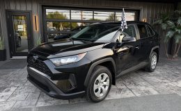 Aperçu 1 - 2021 Toyota RAV4 LE AWD