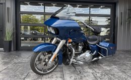 Thumbnail 1 - 2022 Harley Davidson RoadGlide