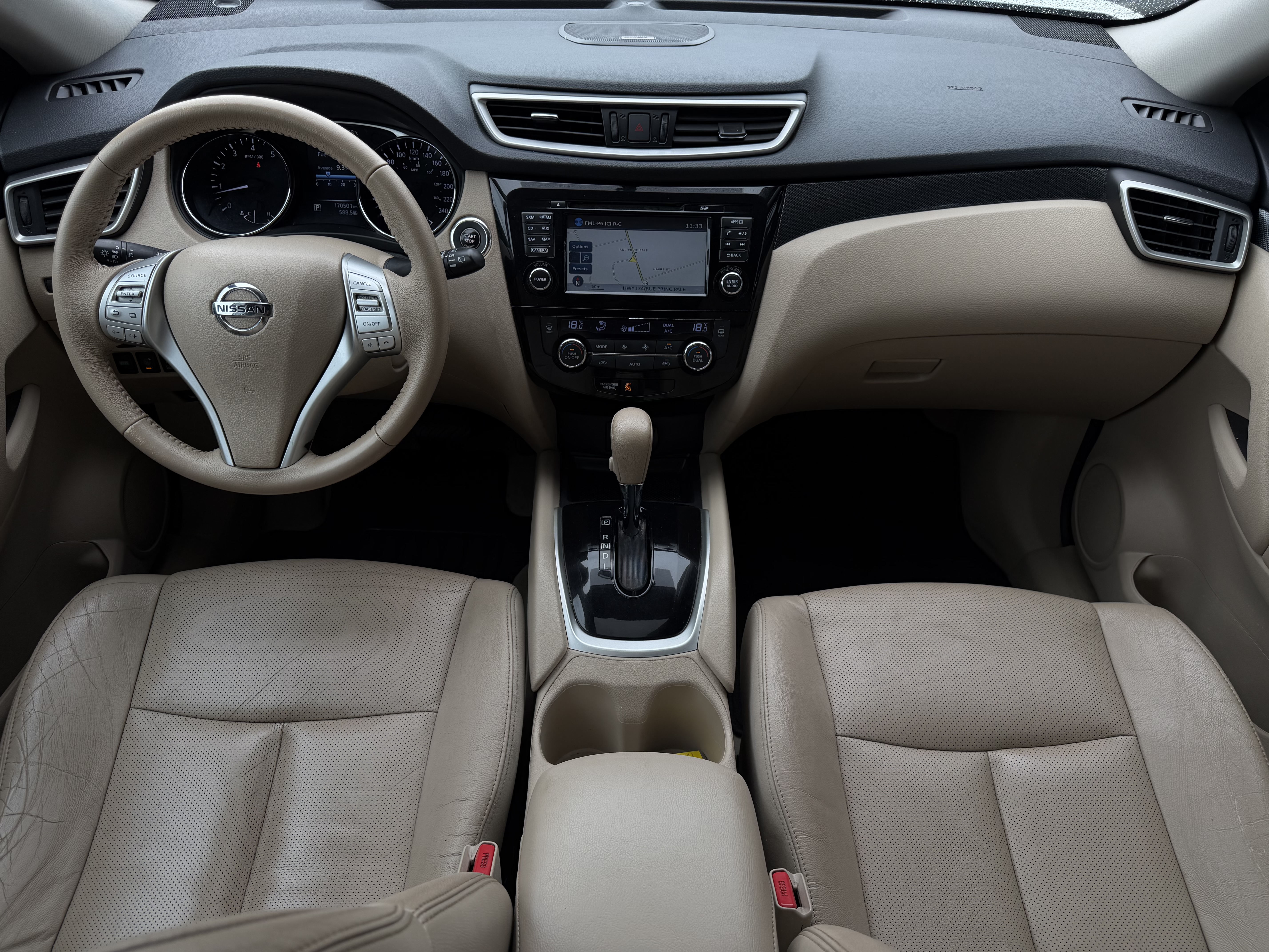 Image 4 - 2015 Nissan Rogue SV AWD