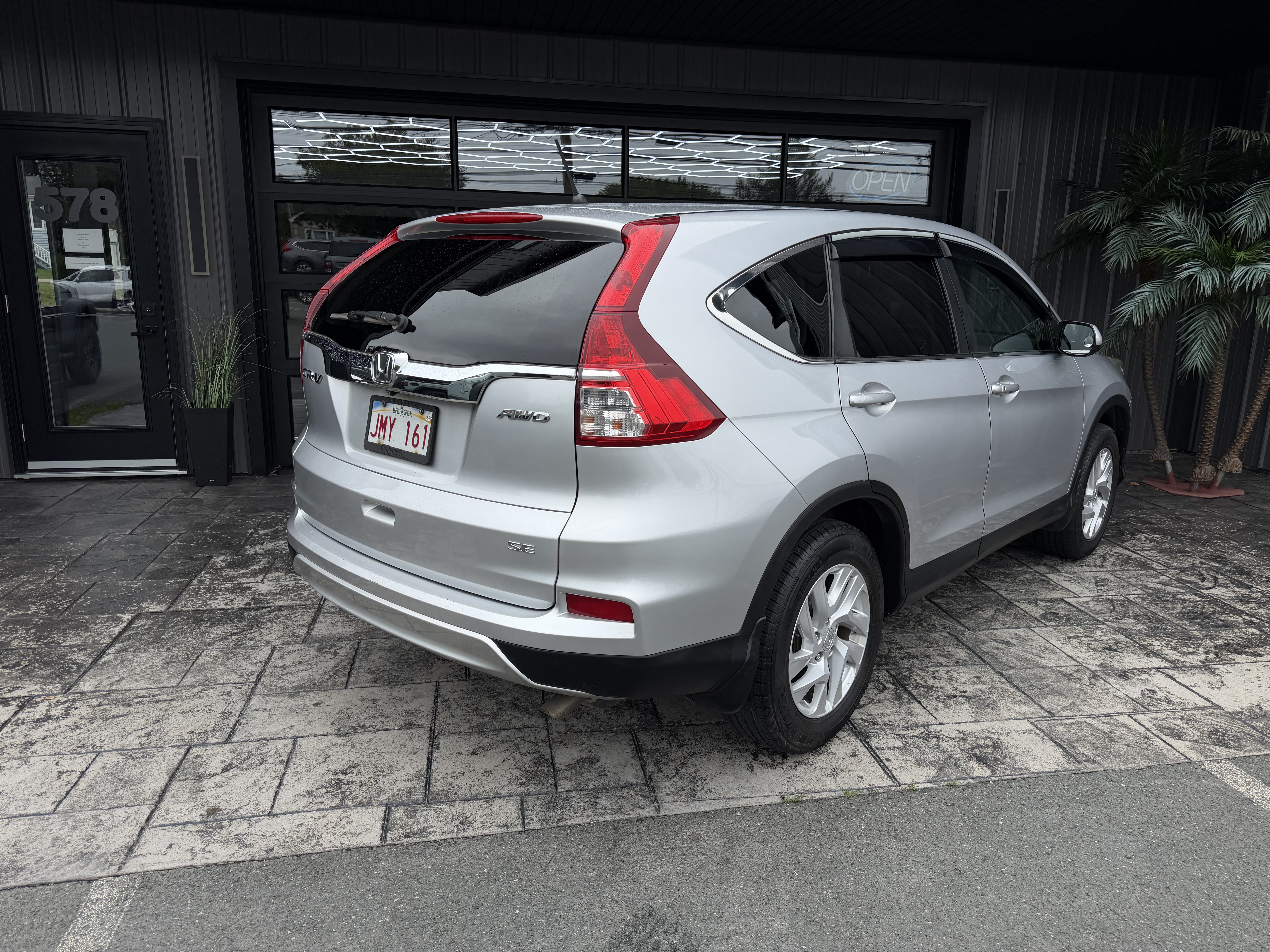 Image 3 - 2016 Honda CR-V SE