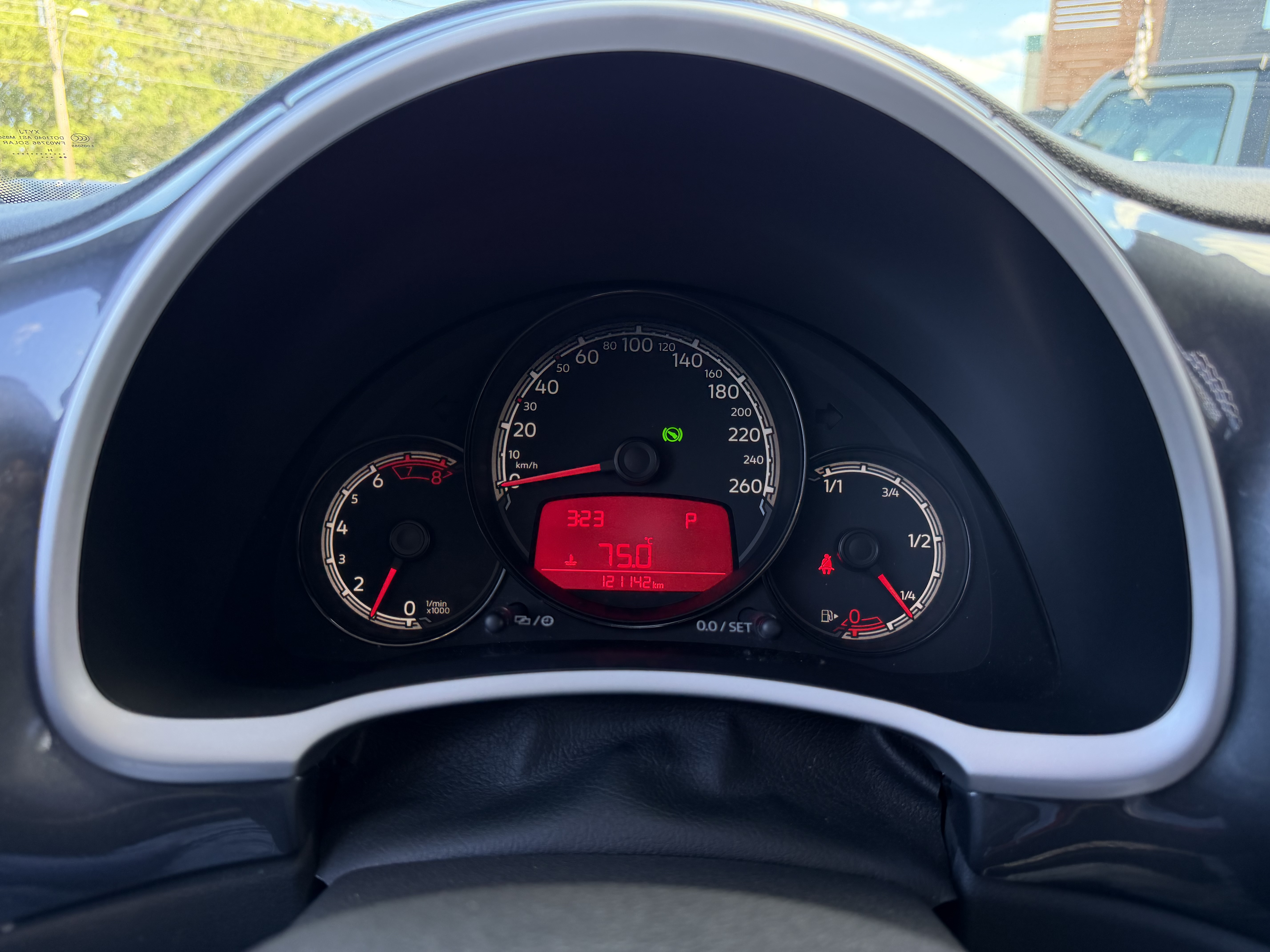 Image 6 - 2017 Volkswagen Beetle