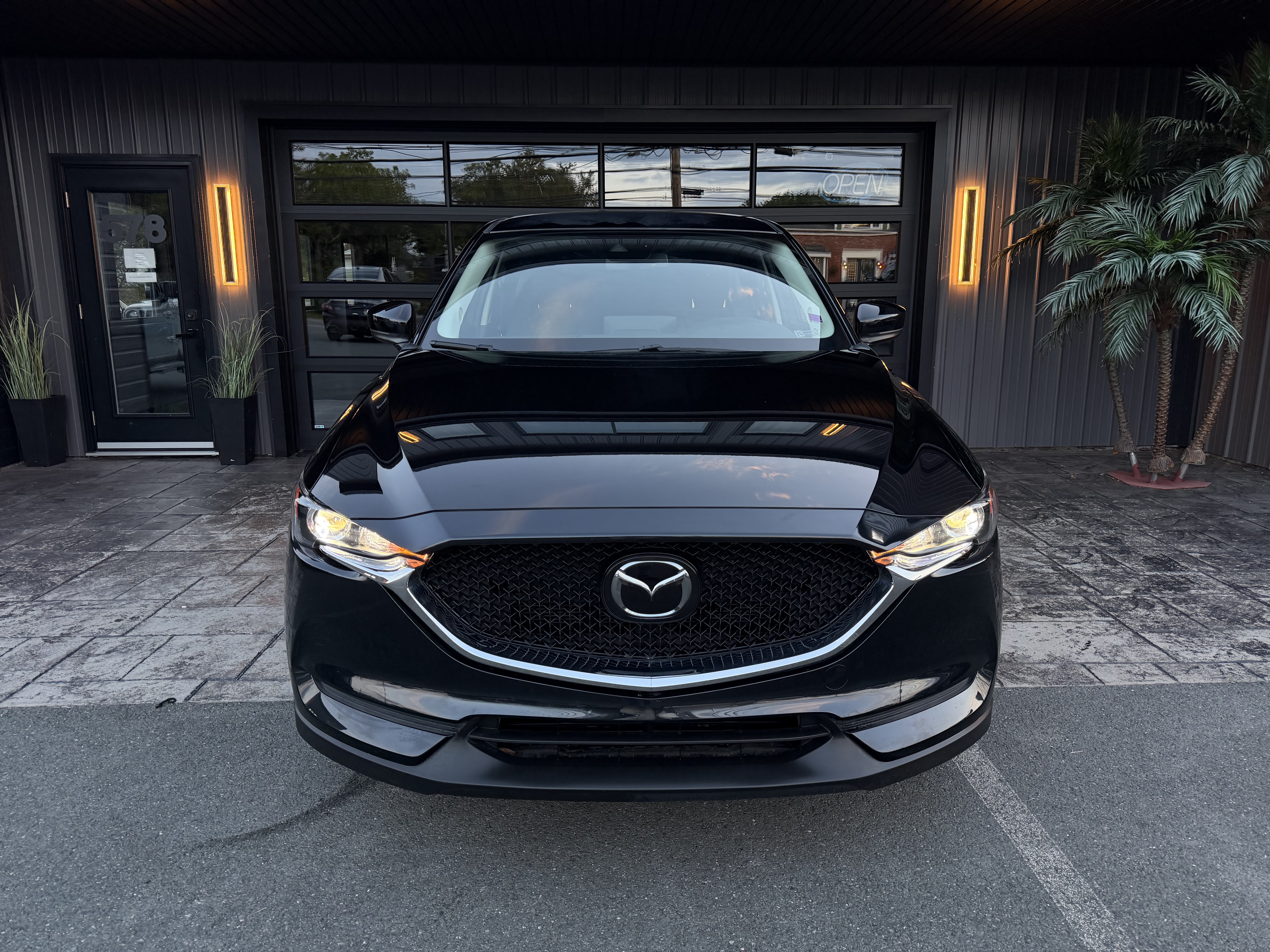 Image 2 - 2021 Mazda CX-5 Touring