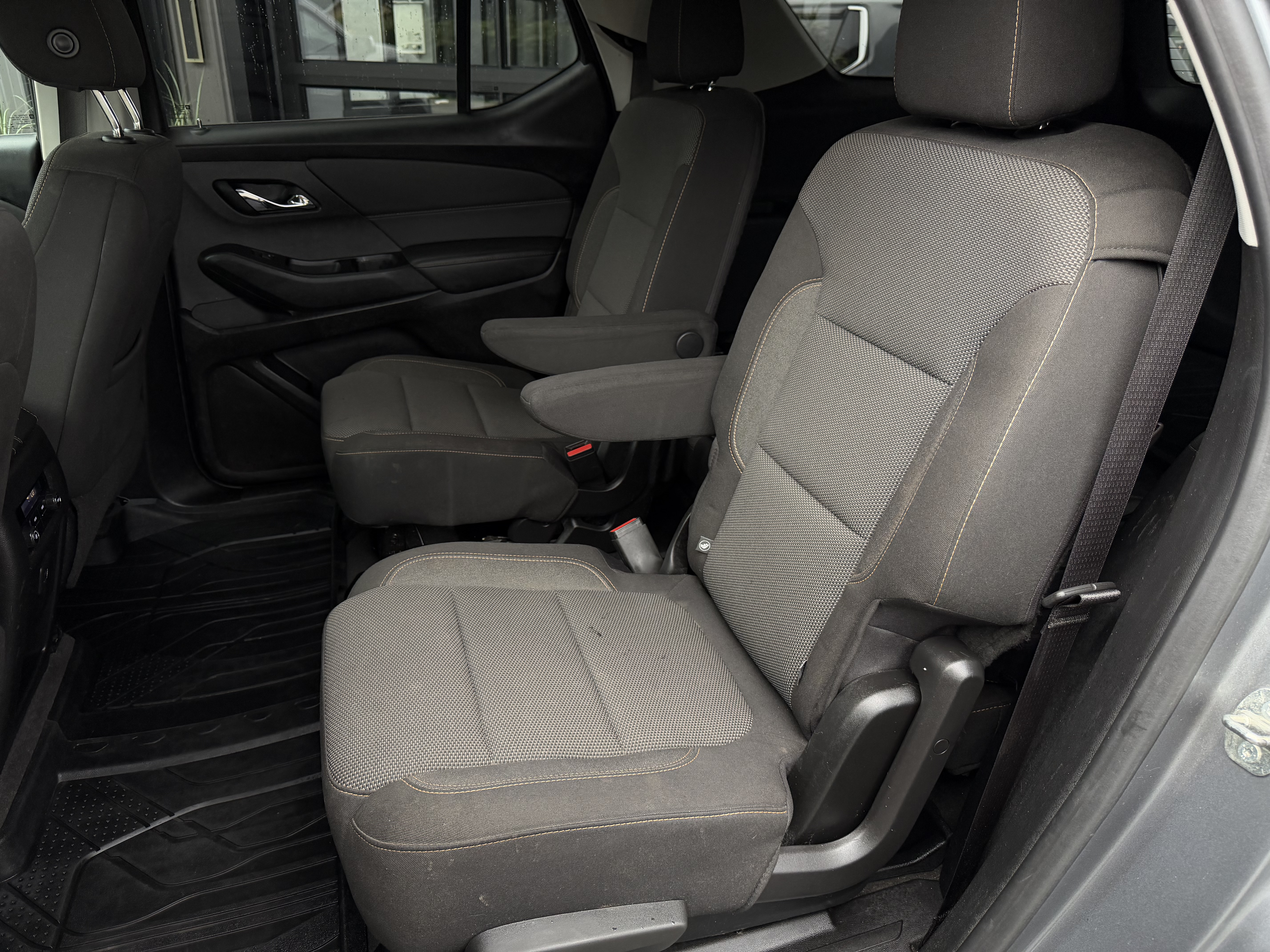 Image 6 - 2020 Chevrolet Traverse LT