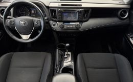 Thumbnail 4 - 2018 Toyota RAV4 XLE