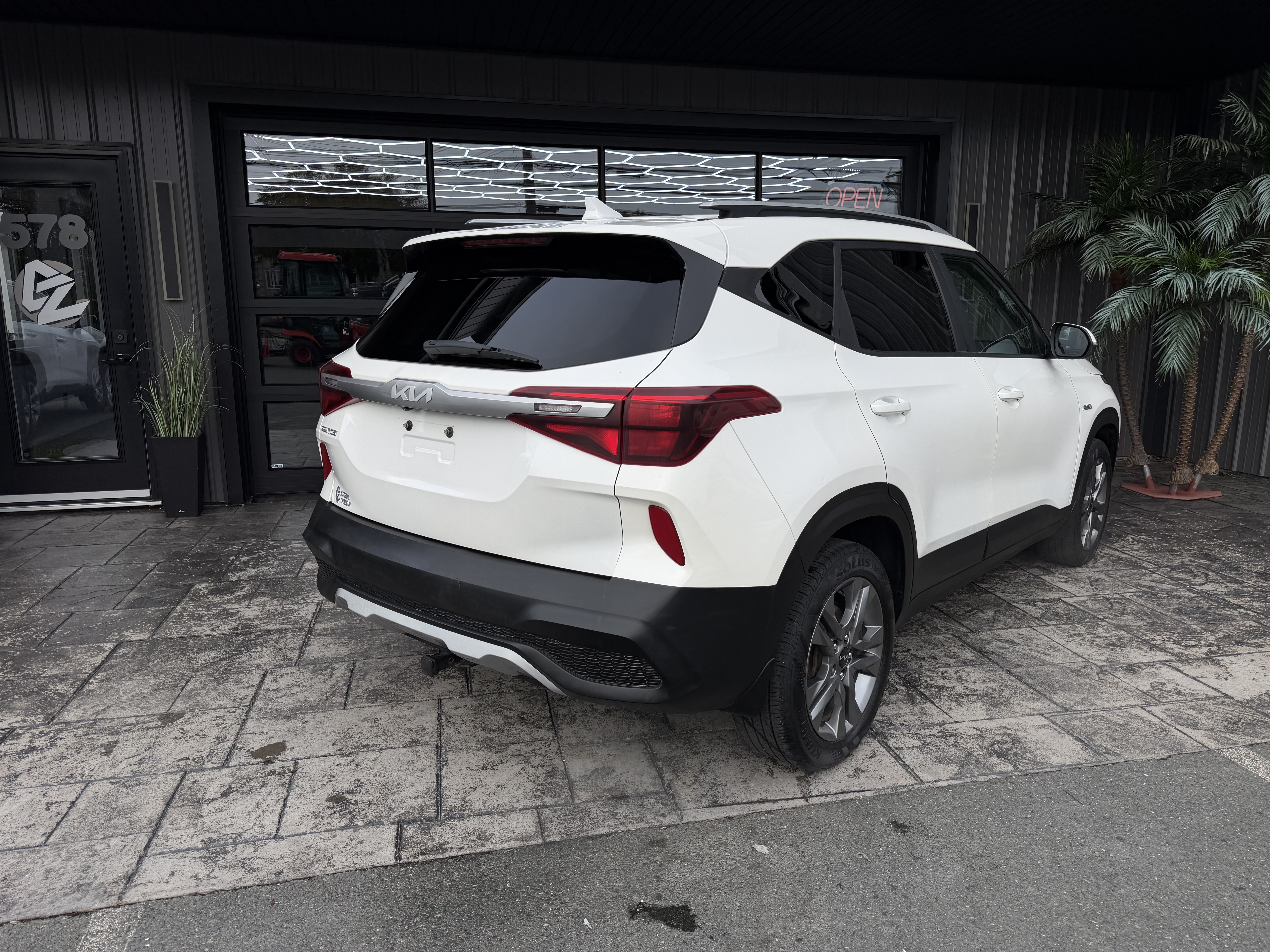 Image 3 - 2023 Kia Seltos